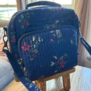 Lug Ranger Crossbody Women’s bag purse excellent used condition